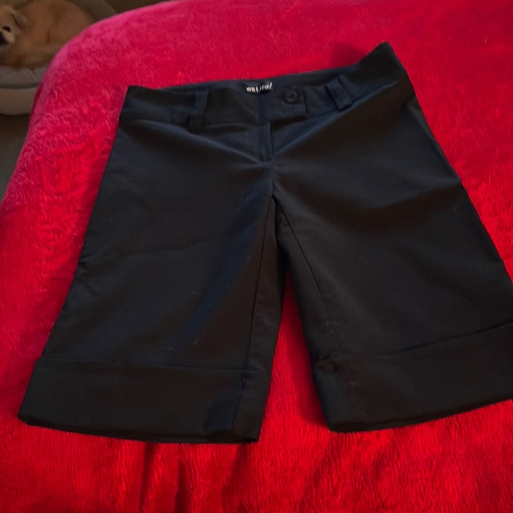 Black Bermuda shorts from Wet Seal Vintage!!